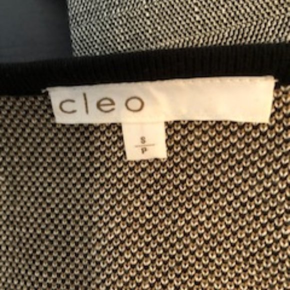 Sweater - Picture 5 of 5